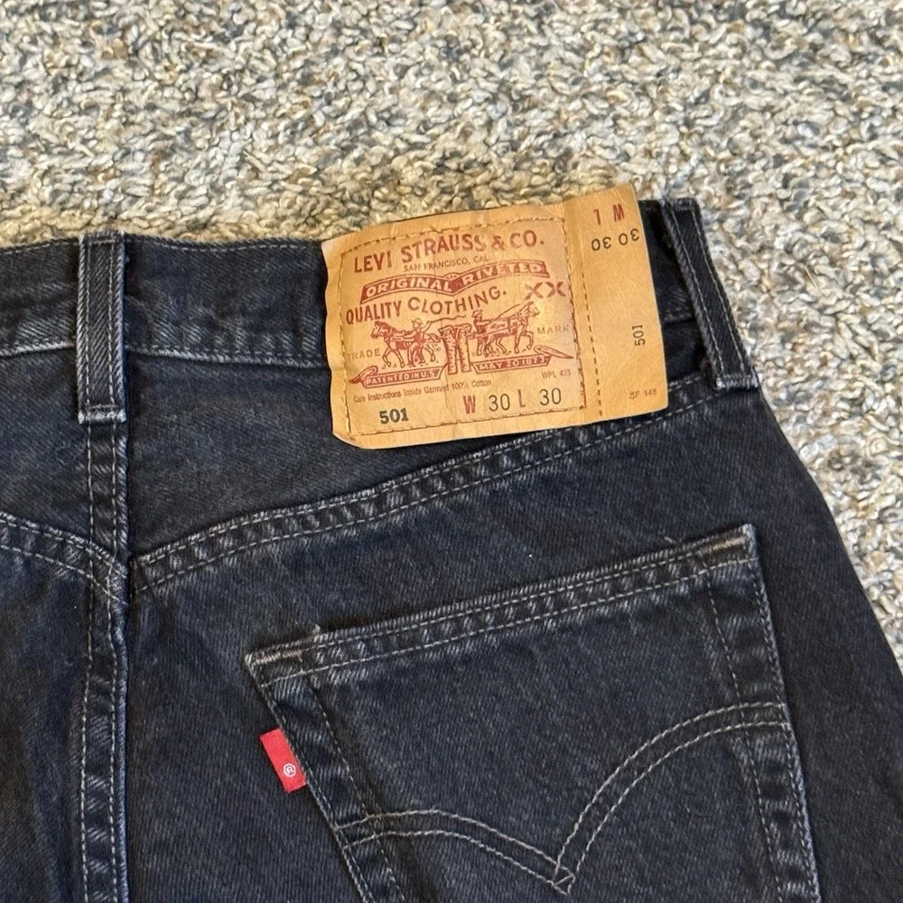 Levis 501 Jeans Mens 30x30 Black Button Fly Straight Leg Denim Mexico Y2K VTG